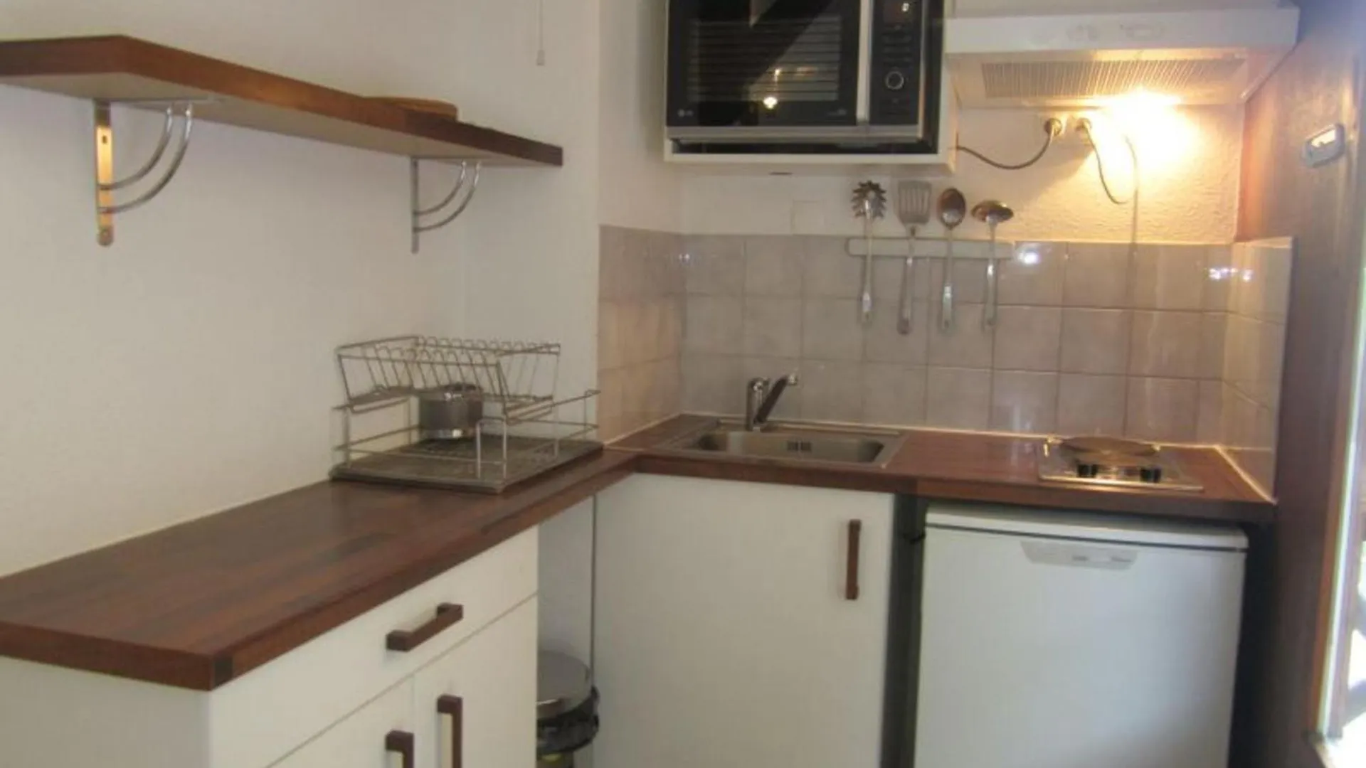Studio 28M² Avec Balcon, Parking Et Wifi - Brides-Les-Bains - Fr-1-512-133 Apartment
